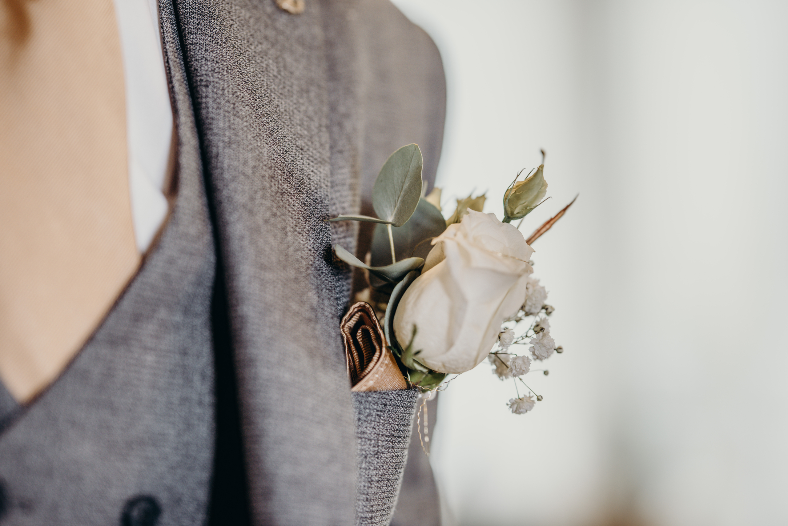 Bespoke wedding corsages and buttonhole flowers created by Flowerstouch for a Fitzpatrick Castle Hotel wedding